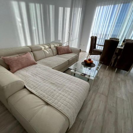 Paradise Beachfront View 2 Добра-Вода Экстерьер фото